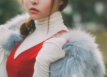 BoLoli菠萝社 – 小潘鼠最新婚纱套图，让你领略什么叫做‘不婚主义者穿婚纱’！