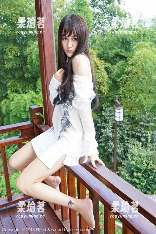 Feilin嗲囡囡-Celina青妍 Feilin嗲囡囡 - 网袜小情调,Celina青妍的写真作品给你不一样的惊喜