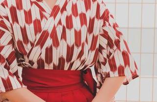 GIRLT果团网 – 通灵儿制服大赏，最新图片让人大开眼界！