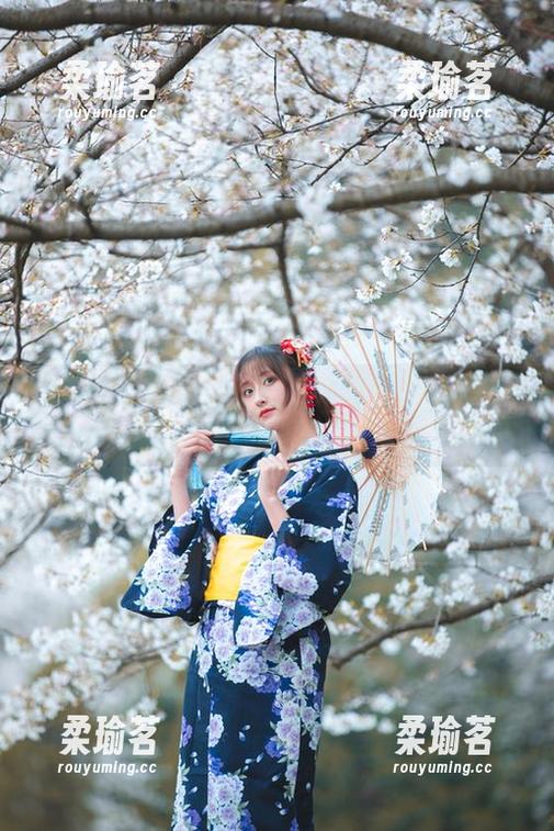 Luisa_零纱 吾妻正片的私拍日常:Luisa_零纱与她的小宇宙