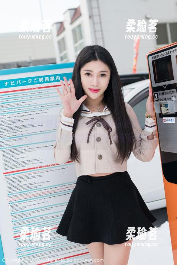 MiStar魅妍社-Angela小热巴 MiStar魅妍社 - Angela小热巴的瑜伽套图,发现内心的平静与不安的冲突。