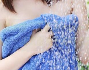 MyGirl美媛馆 – 王馨瑶yanni的黑白图集：一场双面角色的内心戏