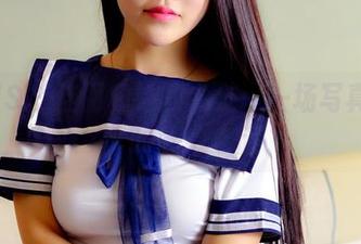 PANS – 佳丽和她的女友：一场写真集分享的奇妙之旅