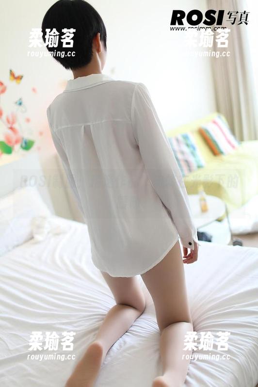 ROSI写真 ROSI制服:精选作品,流转在光影下的暧昧