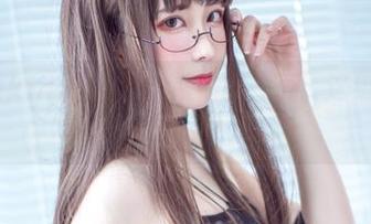发现Sakiiii翎柒黑枪呆的另一面：这组原图太有趣了！