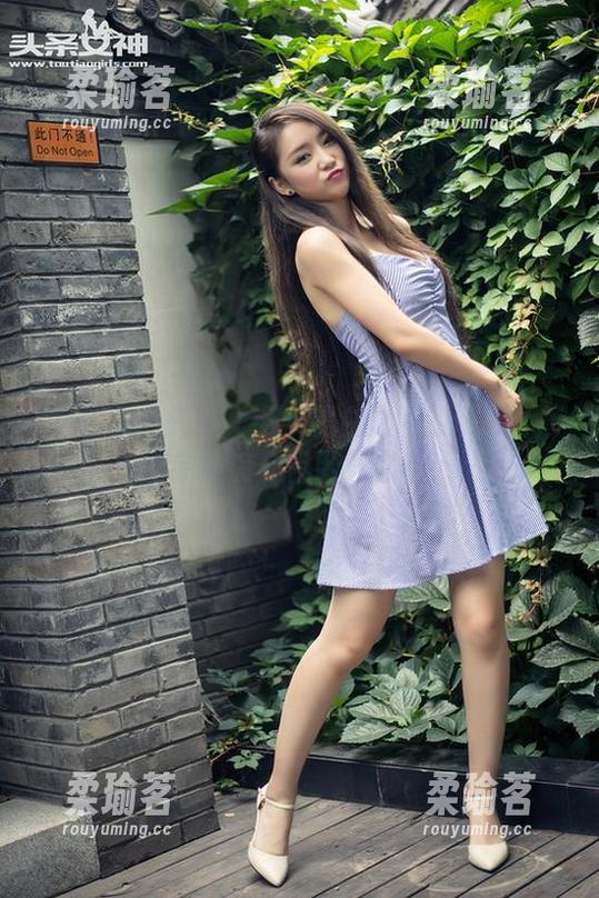 TouTiao头条女神 - 黑白之间的幻想：周治宇全套作品下载必看！