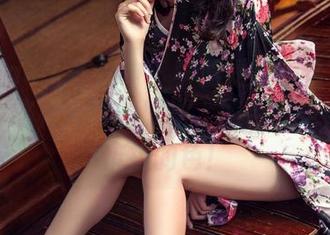 TouTiao头条女神 – 李媛媛黑色合集：在线体验这种离奇的感觉，黑色真是个难以抗拒的色！