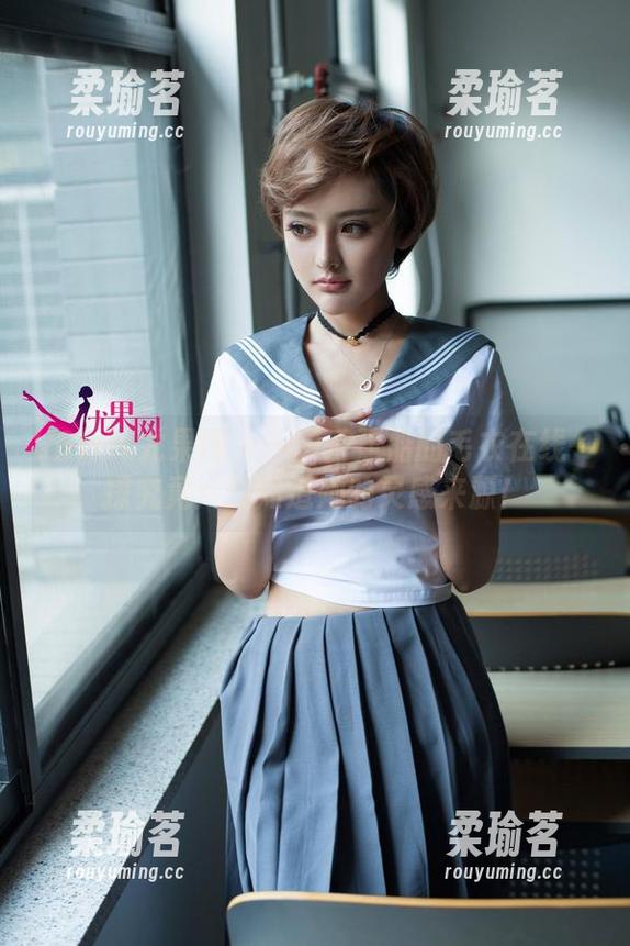 UGirls尤果网-一只香蕉船 UGirls尤果网 - 一只香蕉船的毛衣在线一探究竟:想知道她的灵感来源!