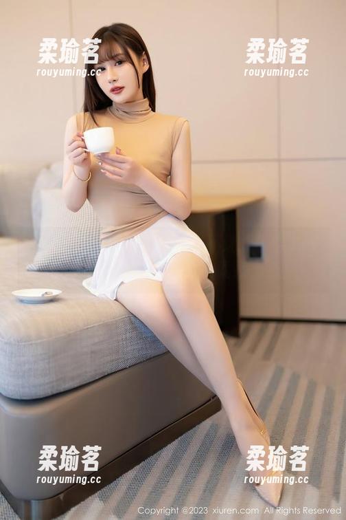 Xiuren秀人网-奈沐子 Xiuren秀人网 - 无圣光不迷人?奈沐子长腿图包告诉你,腿长就是王道!