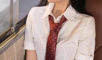 Xiuren秀人网 – 最新图集：樱桃小阑子的睡衣魅力，让你秒变软萌少女！