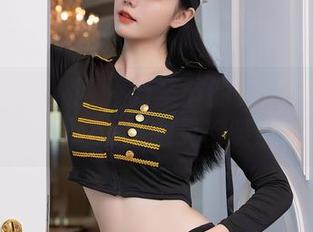 Xiuren秀人网 – 万圣节的鬼魅私拍：糯美子MINIbabe把幽灵都吸引过来了！