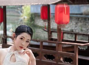 Xiuren秀人网 – 万圣节节拍：良人非爱人最新图片更新中闪烁的魔法！
