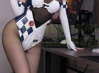 Xiuren秀人网 – 探秘谭睿琪Ailsa的户外写真：把定制的触感带回家