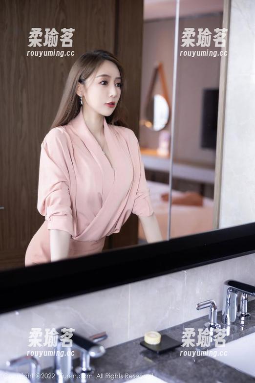 Xiuren秀人网-颖仪baby Xiuren秀人网 - 女神颖仪baby又来了!这福利作品简直让人心炸!