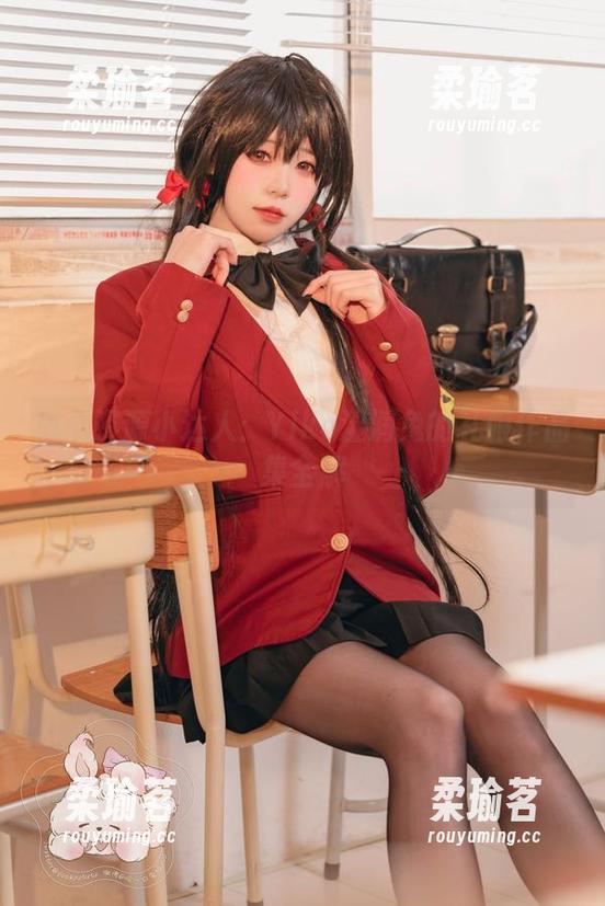 做个资源小达人：Yiko湿润兔的礼服作品集全解