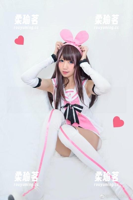 nagisa魔物喵 nagisa魔物喵黑色写真集新鲜出炉!小心,你会被黑暗吸引!