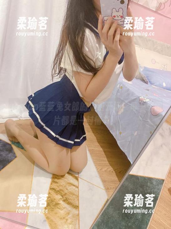 usejan蓝蓝兔女郎的浪漫开场：每一张图片都是一封情书！