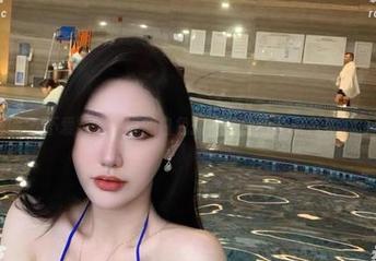 微密圈 – 不爱笑的赛琳的白色揭秘，原图里没有神秘的圣光