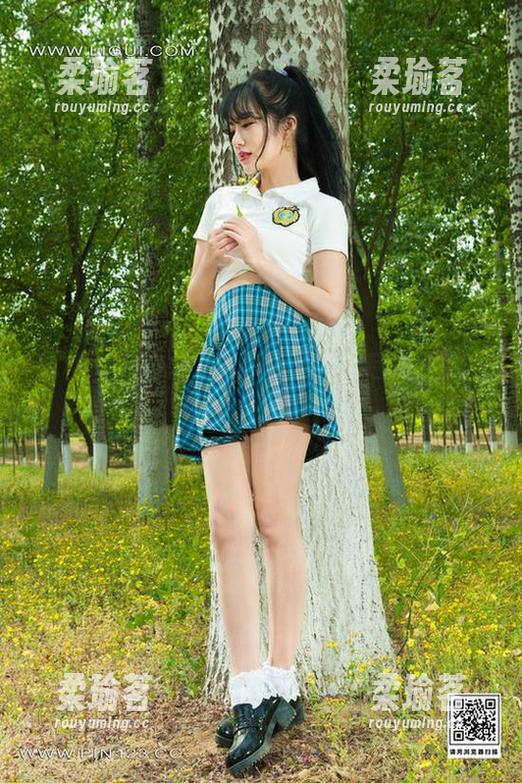 丽柜-心心 丽柜 - 心心护士图集:温柔背后的力量,真是让人温暖