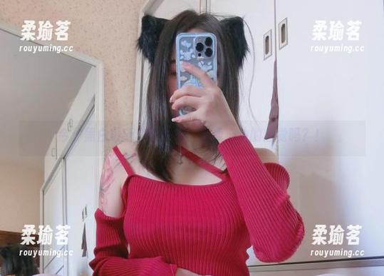今汐 今汐黑白最新套图来袭!是我心动的感觉吗?!