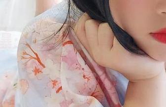 白丝风暴：你烨烨的写真集让资源变得如此有趣！