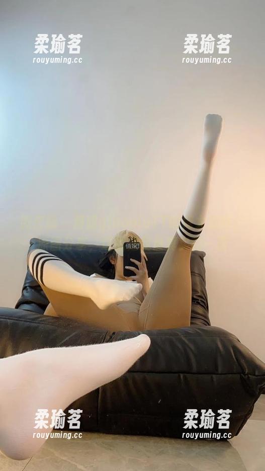 俏妞qiaoniuTT 微密圈 - 俏妞qiaoniuTT的修女探险:原图分享,这就是我最真实的一面