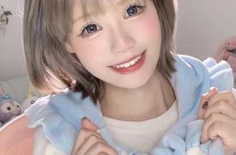 在线探险！千反田鹿子的泳装美图，让你在沙发上也能感受海风！