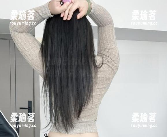 可爱的肉巴 微密圈 - 可爱的肉巴的黑色波点肉肉套装,原图让你忍不住想模仿,哈哈,看这风格!