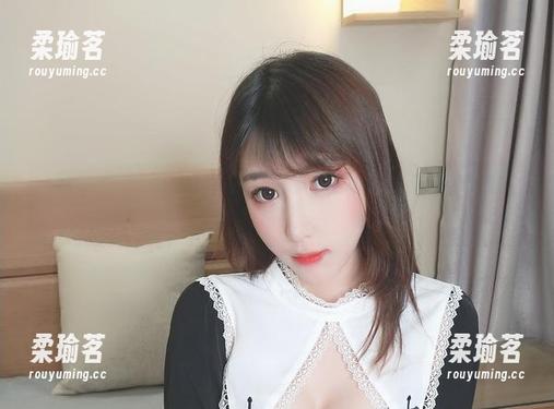 小酥酱 小酥酱的镂空秀:每一次更新都像是心跳加速的浓缩版大片!