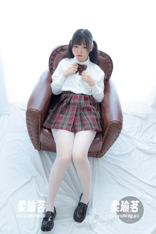 少女秩序-千澄 少女秩序 - 千澄在线:一场关于运动的“幽默大挑战”,你能抗住吗?