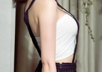 尤果网 – 教室里的Abby金金全套写真，画面里藏着多少故事呢？