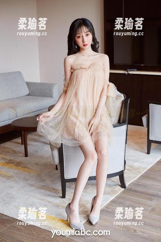 尤蜜荟-李芊芊 尤蜜荟 - 李芊芊黑丝图集,免费送你一个夏日午后的悸动