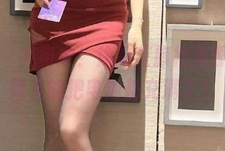 微密圈 – 充电中！徐莉芝旗袍美照更新，简直能把电池都充满了！