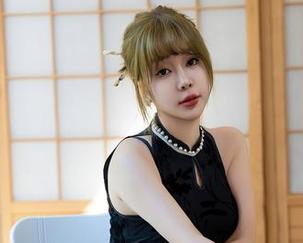 星颜社 – 来吧！观看姚沐迪的女仆造型，原图直击心底那些秘密