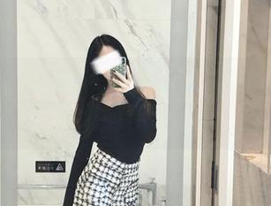 微密圈 – 有你喵短裙写真：那些让人脸红心跳的福利瞬间