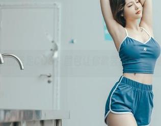 桃良阿宅的美足COS，图包让你欲罢不能的脚趾诱惑！