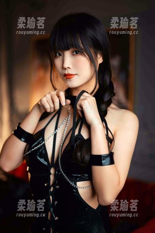 汪知子 汪知子的护士写真,下载完毕,嘿,你准备好目睹她的治愈魔力了吗?