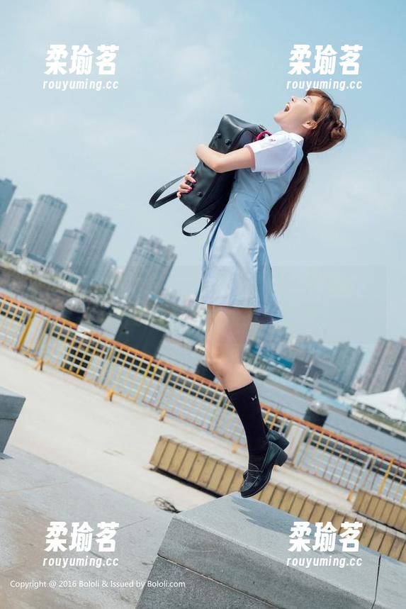 波萝社-猫九酱Sakura 波萝社 - 猫九酱Sakura的高清学妹套图,心脏受不了,快给我一口气!