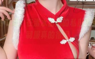 初恋的味道：在清水由乃的私房写真中，制服真的很撩
