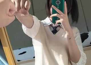 最新作品又来了！眼酱大魔王w的瑜伽服，谁能顶得住这种仰视？