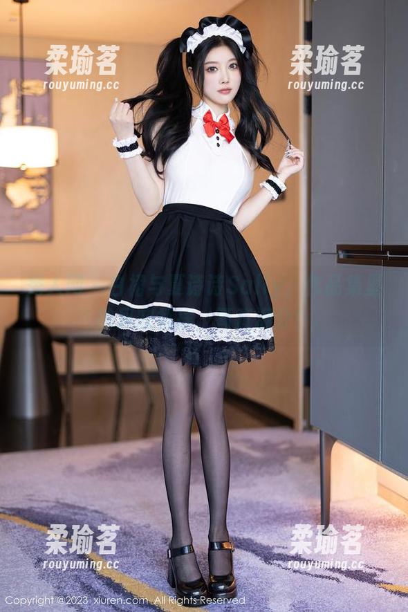 秀人网-夏诗诗Sally 秀人网 - 白裙与夏诗诗Sally,作品集里的风吹裙摆,简直满分!