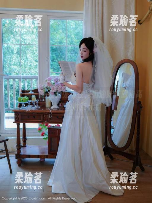 秀人网-奶油妹妹 秀人网 - 诱惑无处不在,奶油妹妹旗袍高清套图种草无数