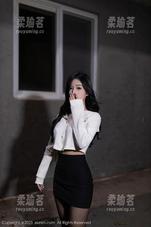 秀人网-奶酥 秀人网 - 别错过!奶酥学姐的写真集最新作品,欢乐指数爆表!