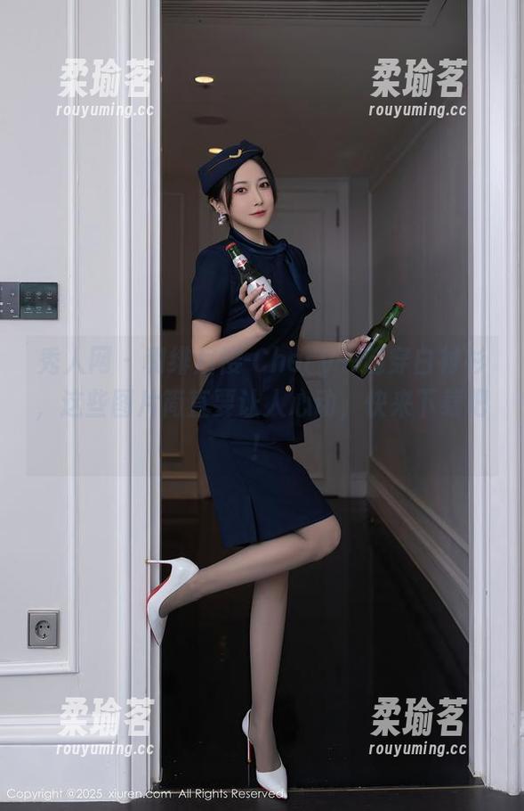 秀人网-绯月樱-Chery 秀人网 - 和绯月樱-Chery一起穿白衬衫,这些图片简直要让人心动,快来下载吧!
