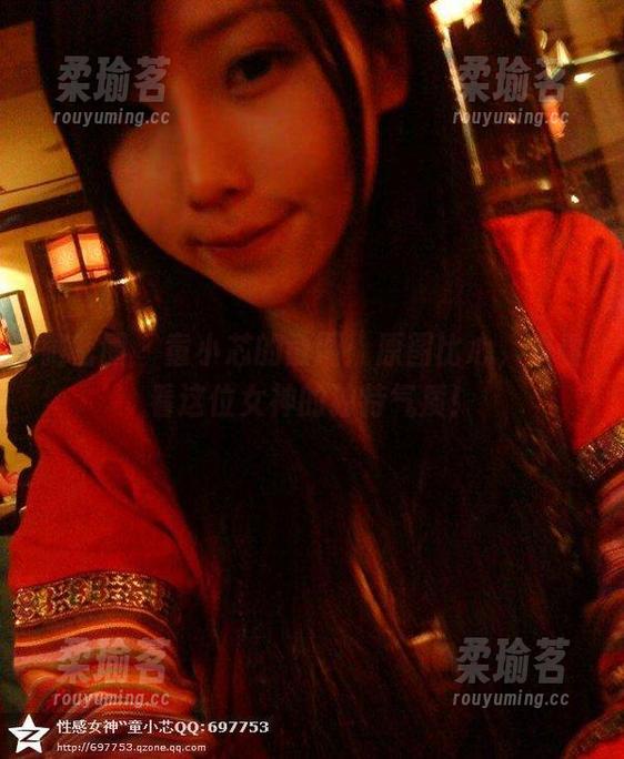 童小芯 微密圈 - 童小芯的散图:原图比心,来看看这位女神的独特气质!