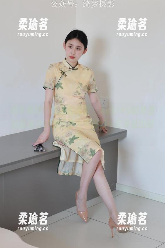 绮梦摄影 - 私拍新高度，Aubrey的裤里丝图集让你想起那些年我们一起穿过的时尚！