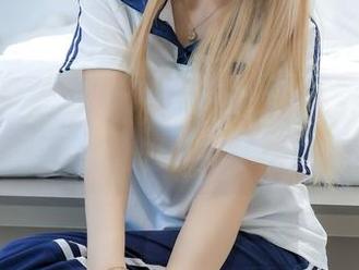 绮梦摄影 – 娜娜的水手服照片：仿佛在悄悄诉说夏日的秘密！
