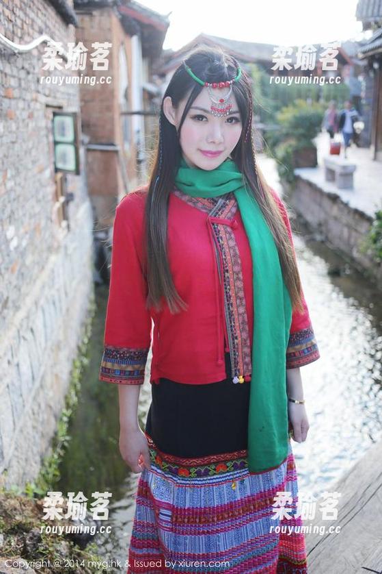 美媛馆-Carina梦绮 美媛馆 - 透过Carina梦绮的高清御姐套图,第一次觉得原来女神是可以这么真实!