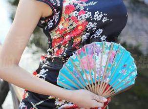 美媛馆 – 毛衣防寒又防心！来看看伊小七MoMo的免费美图，绝对让你不想错过！