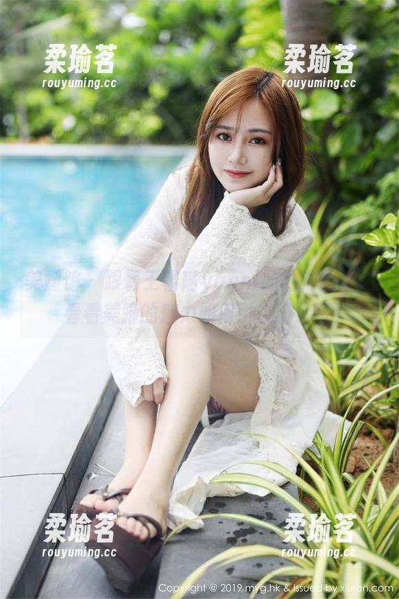 美媛馆-王馨瑶yanni 美媛馆 - 跟着王馨瑶yanni的私拍图集,來看看美脚的魅力如何引发小心跳!